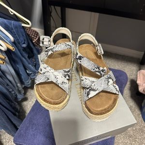 Pierre dumas black and white sandals NWT